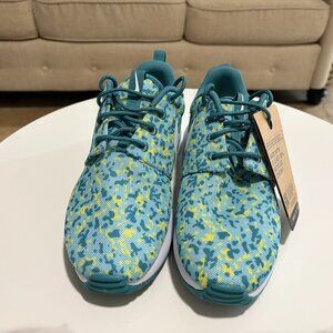 Nike Men's/Women's golf shoes